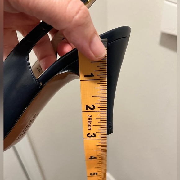 SALVATORE FERRAGAMO NARROW SLING BACKS SIZE 8 - Picture 12 of 12